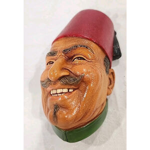 SERBIAN, BOSSONS Chalkware HEAD Wall Ornament, Excellent Condition